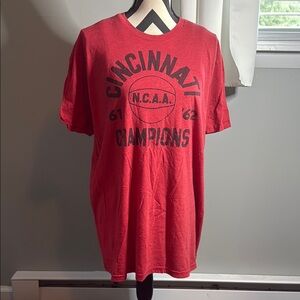 HOMAGE Cincinnati NCAA Champions ‘61-‘62 Short Sleeve Tee